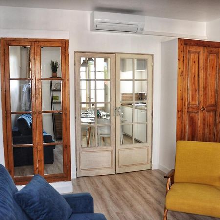 Escapade A Sanary, Au Coeur Du Village, 200M Du Port,Clim,Wifi,Parking Exterior photo