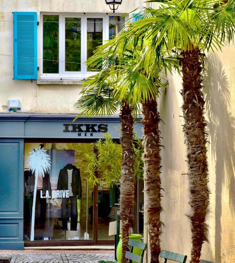 Escapade A Sanary, Au Coeur Du Village, 200M Du Port,Clim,Wifi,Parking Exterior photo